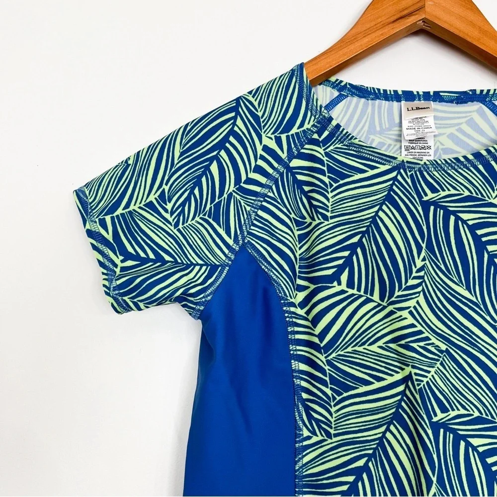 L.L.Bean Girls 14 Swim Top UPF 50+ Short Sleeves Crew Neck‎ Tropical Leaf Print